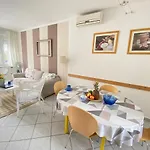 Dandelion Szepvoelgyi Vendeghaz בית נופש