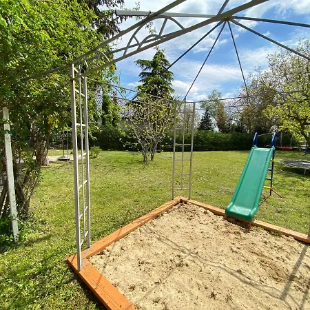 בית נופש Dandelion Szepvoelgyi Vendeghaz