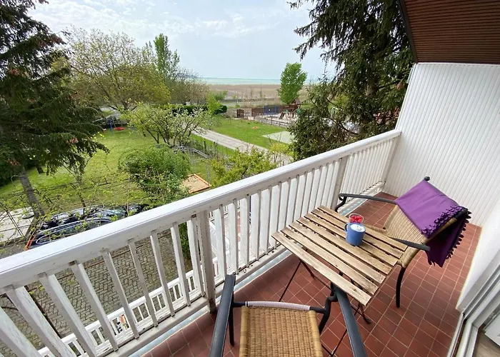 Holiday home Dandelion Szepvoelgyi Vendeghaz *